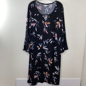 Avenue Floral Print Black Bell Sleeve Dress With Keyhole Neckline Size 22/24